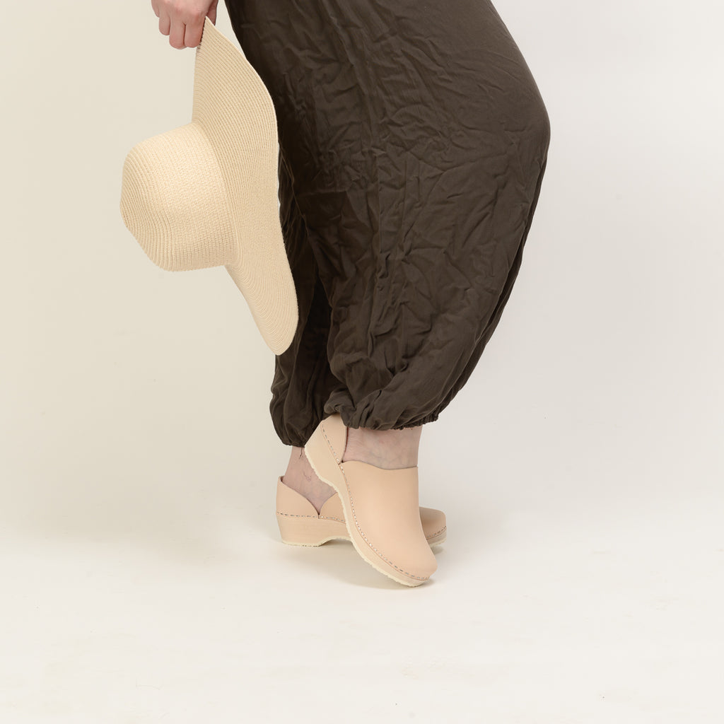 Clogs Mitsumaru, tan (vegetable-tanned)