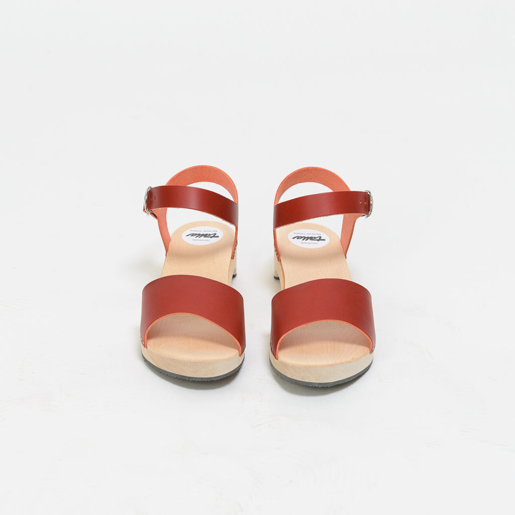 Wooden sandal Sandra, burgundy (vegetable-tanned)