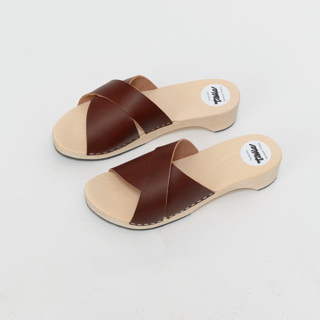 Wooden sandal Irene, syrup (vegetable-tanned)