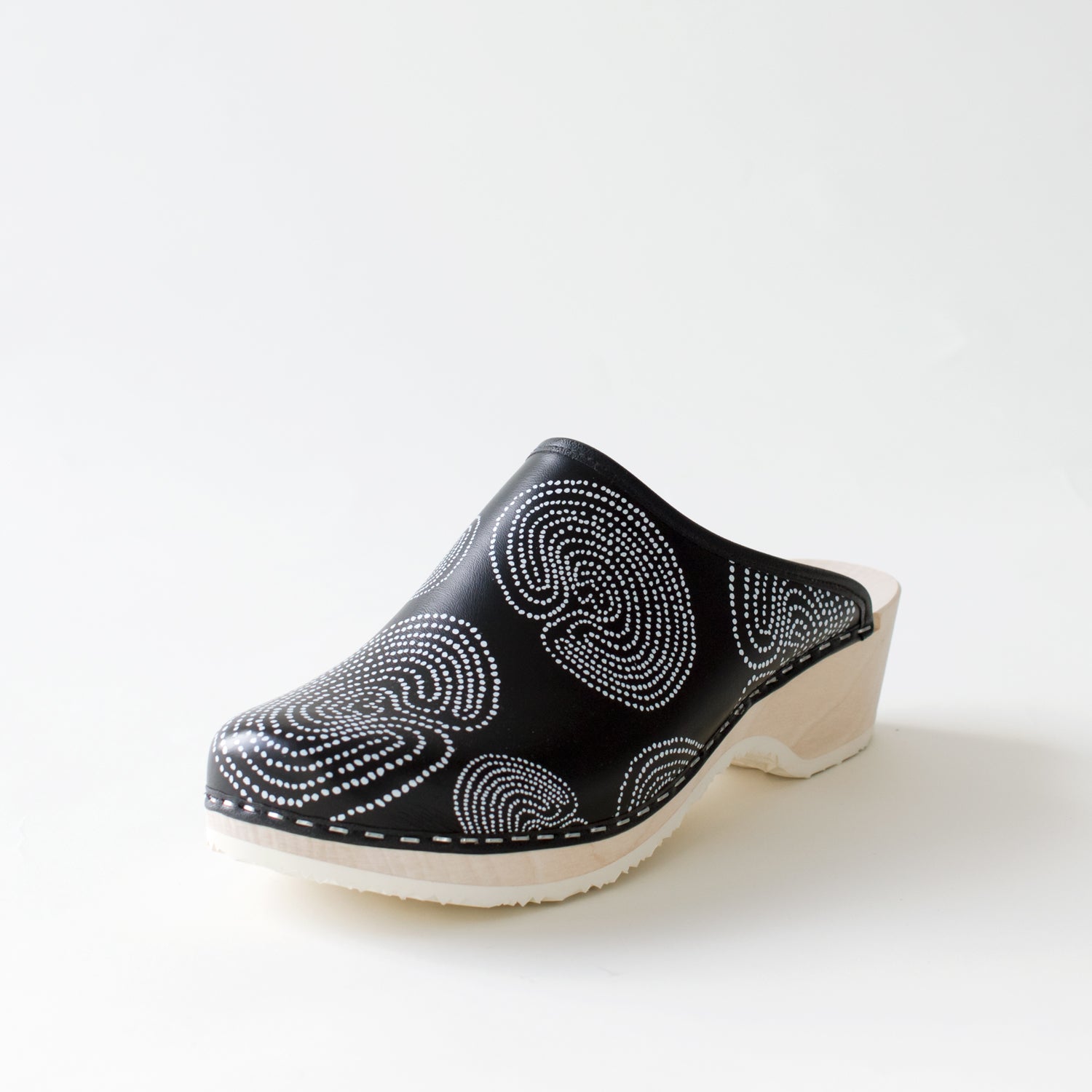 Clogs Jatuli, black