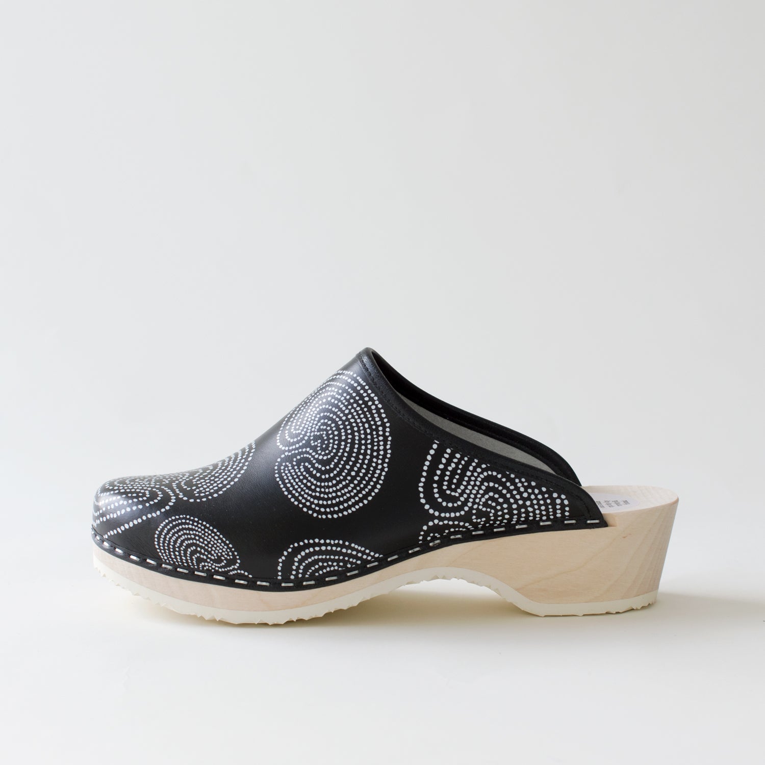 Clogs Jatuli, black