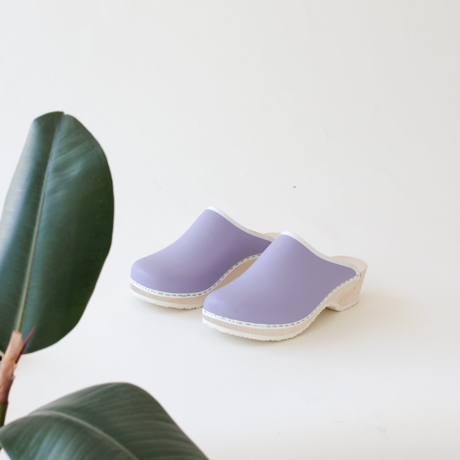 Clogs, lavender