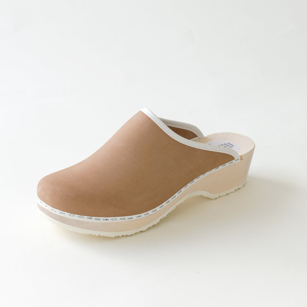 Clogs, latte (nubuck)