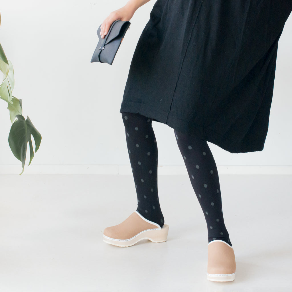 Clogs, latte (nubuck)