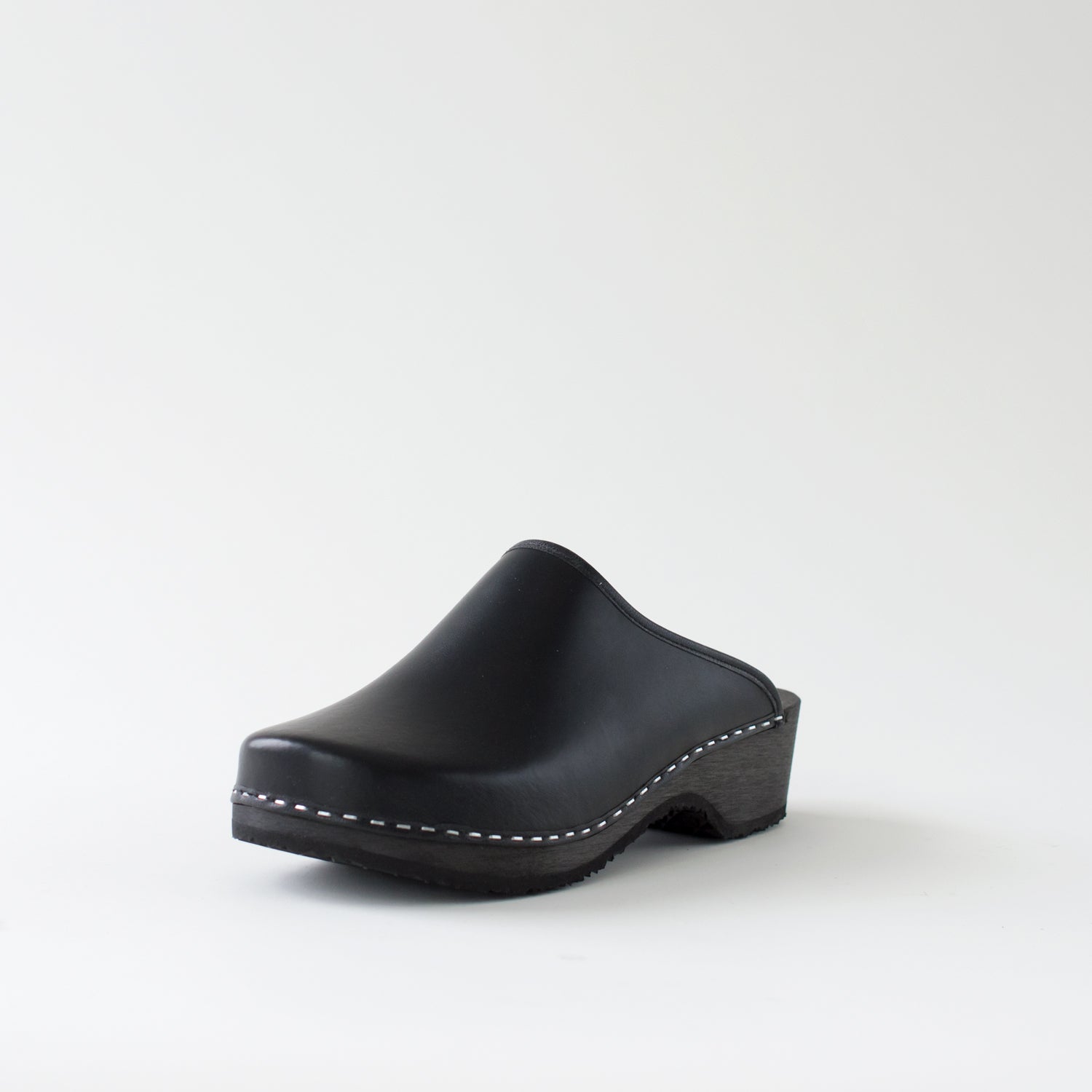 Clogs, double black