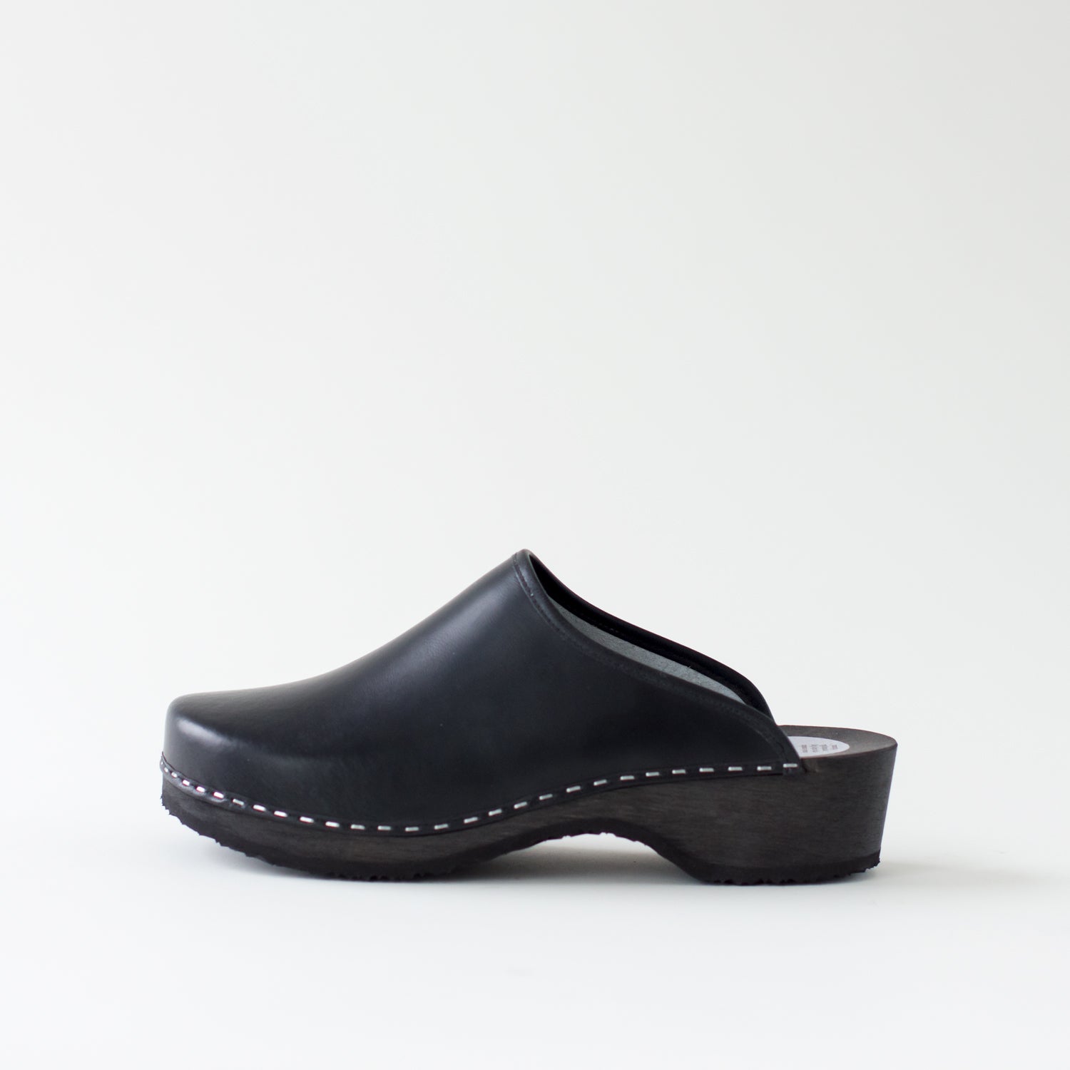 Clogs, double black