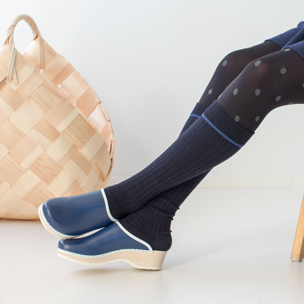 Clogs, navy blue