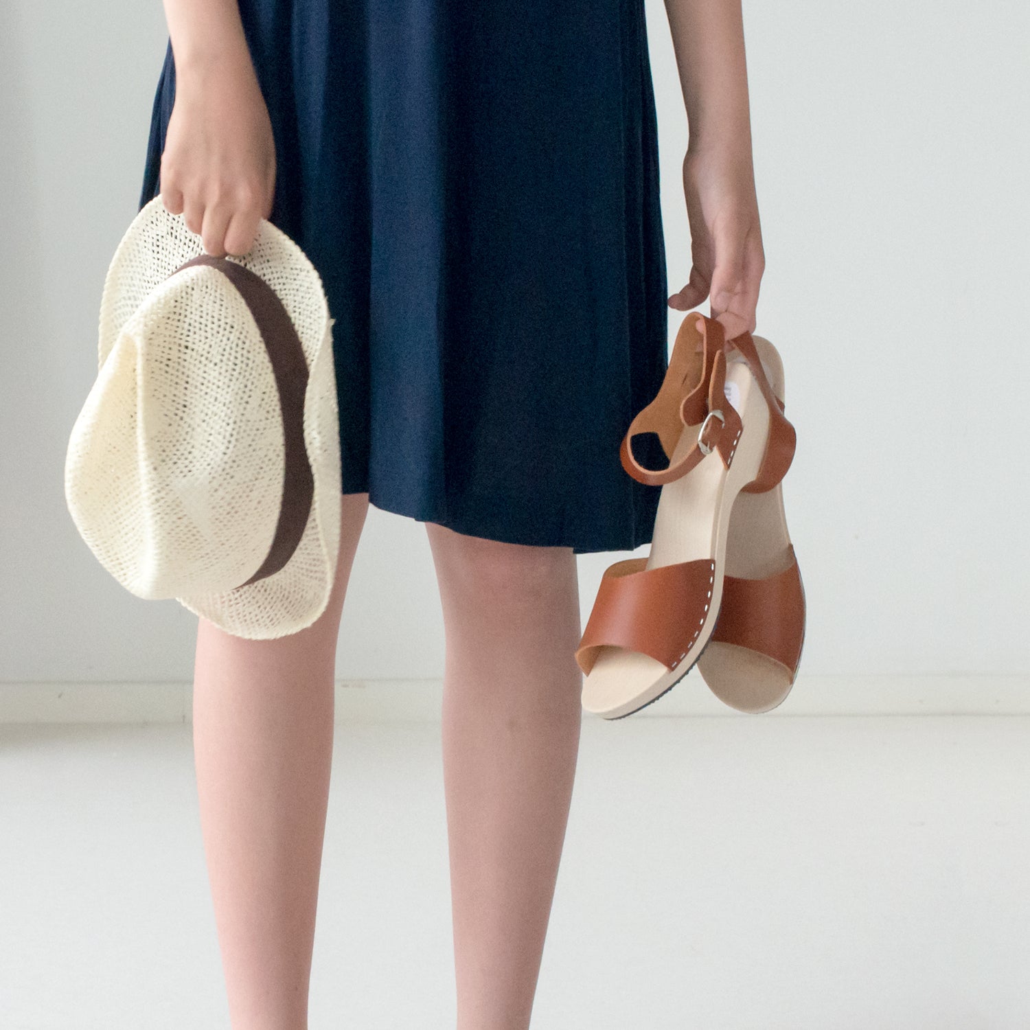 Wooden sandal Paula, cognac (vegetable-tanned)