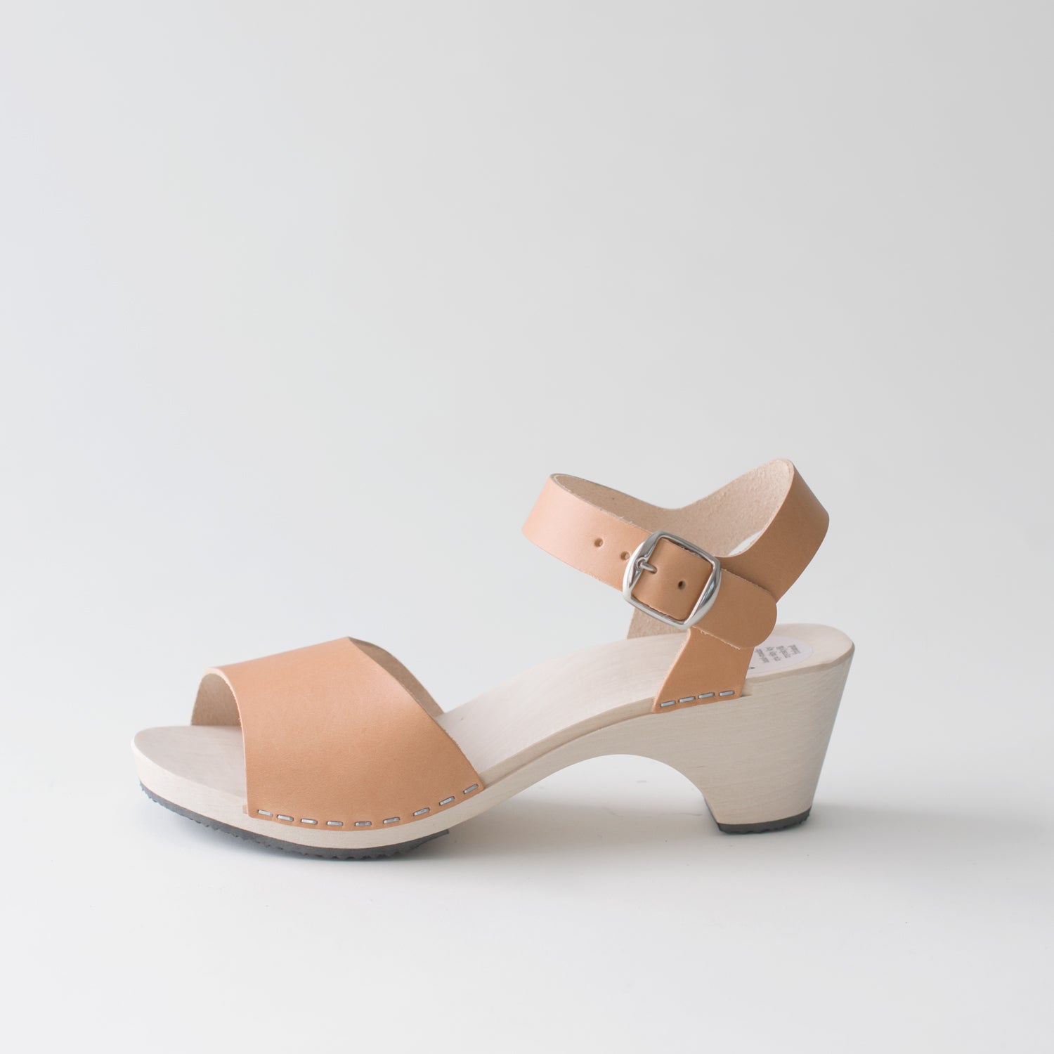 Wooden sandal Paula, caramel (vegetable-tanned)