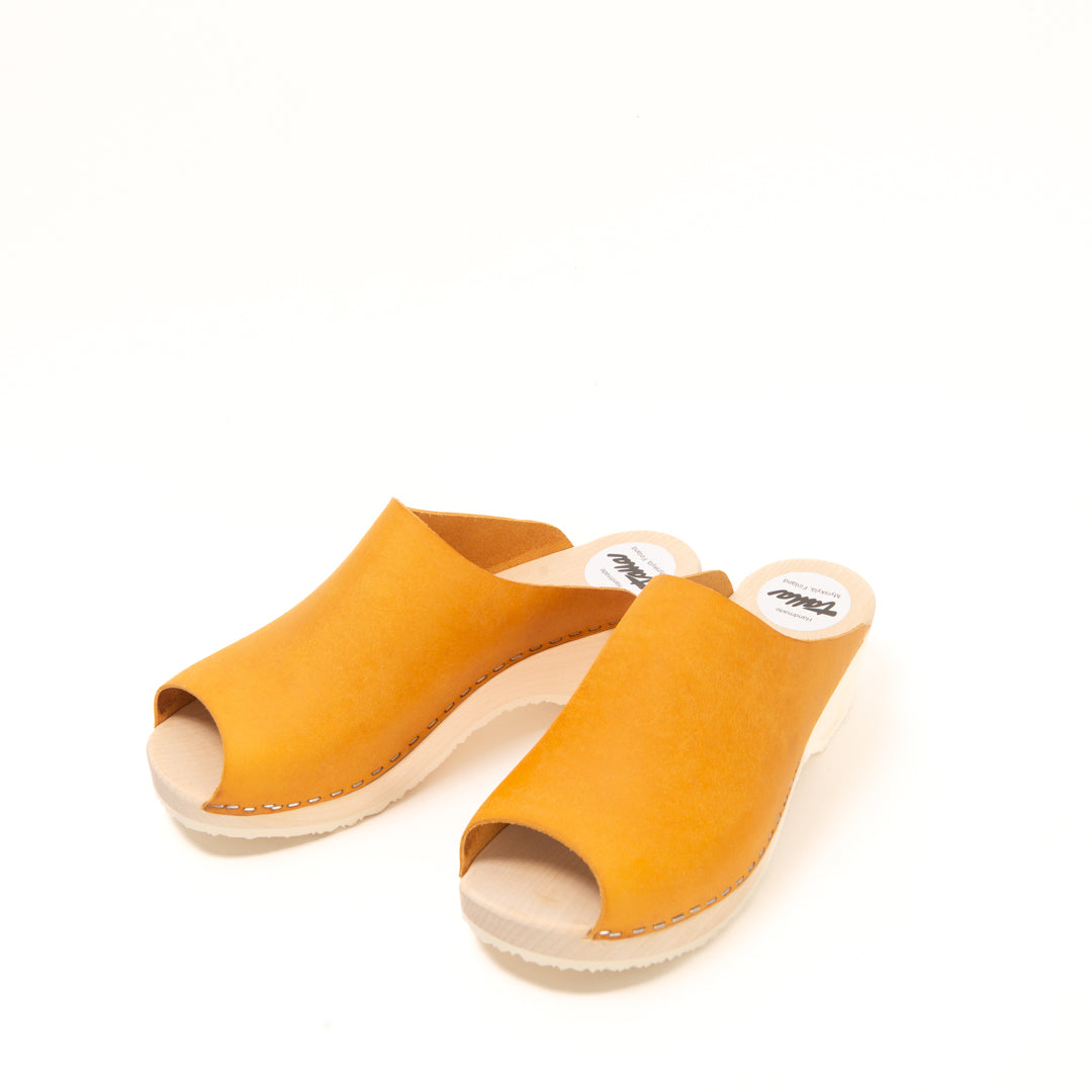Clogs Elsa, vintage curry (vegetable-tanned)