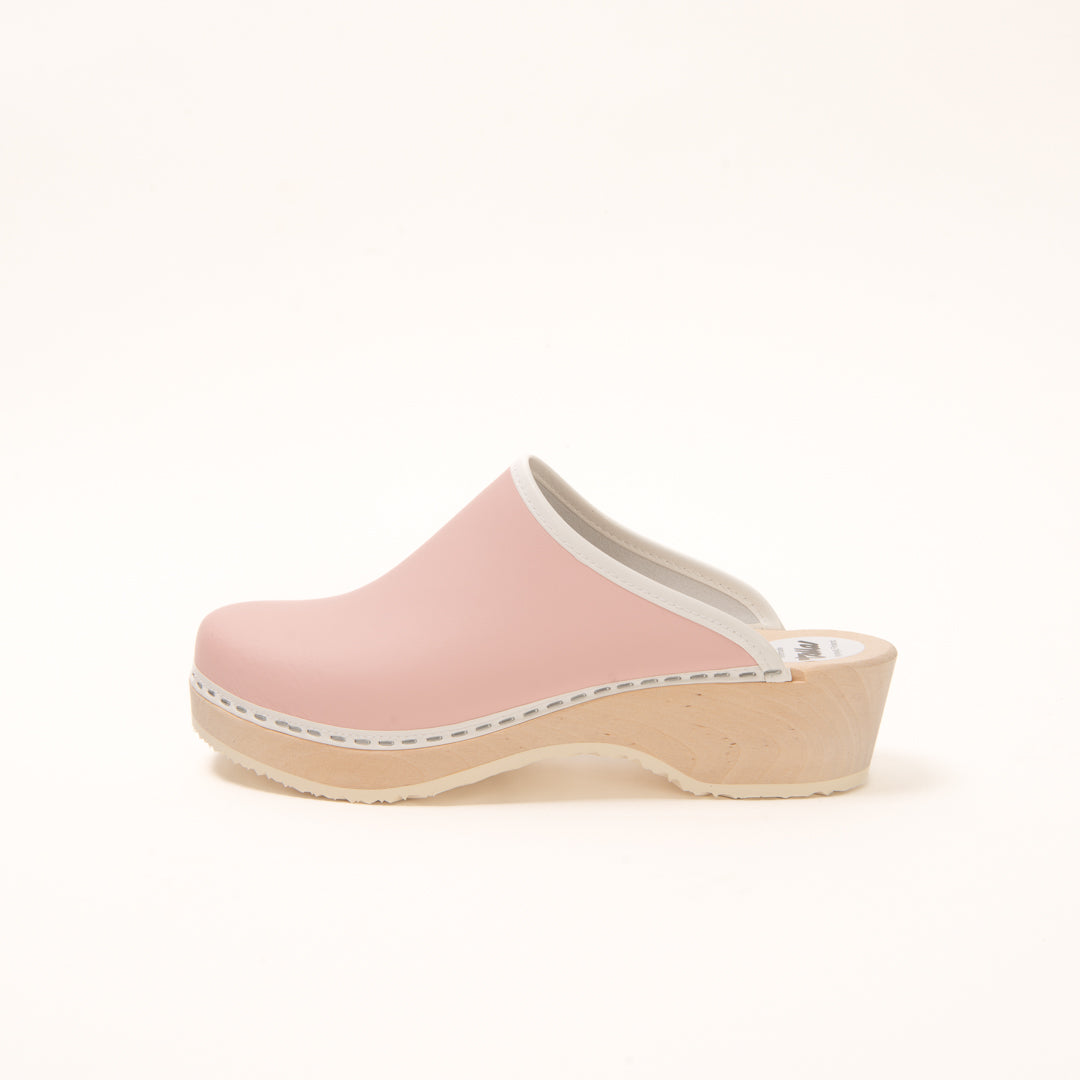 Clogs, candyfloss