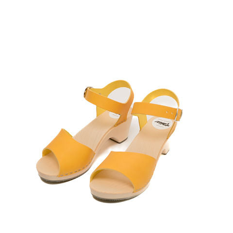 Wooden sandal Paula, lemon (vegetable-tanned)