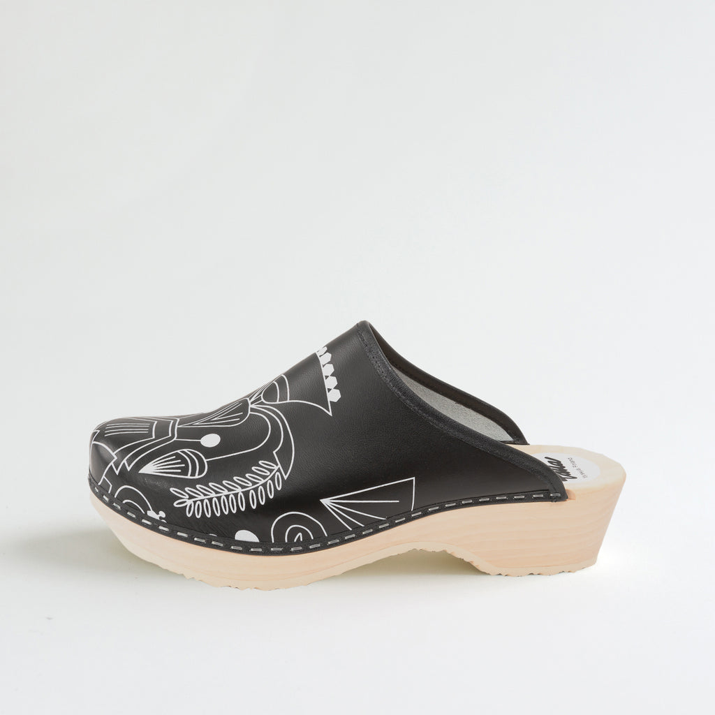 Clogs Totem